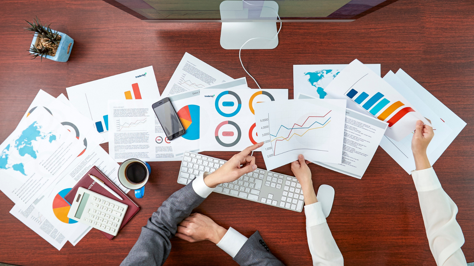 Plataforma amplia acesso a dados globais de crédito